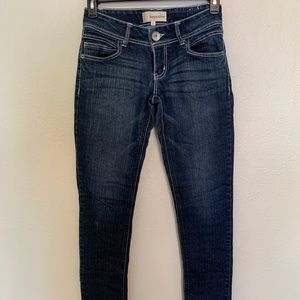 🌺 Blue skinny jeans